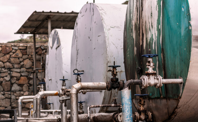 Huachicol Fiscal: cómo opera y por qué afecta a todos los mexicanos