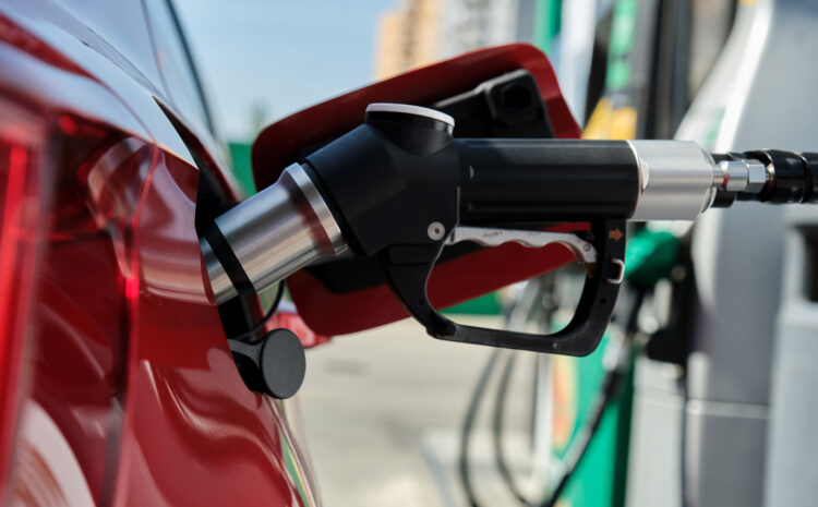 ¿Por qué la gasolina rinde más en algunos autos?